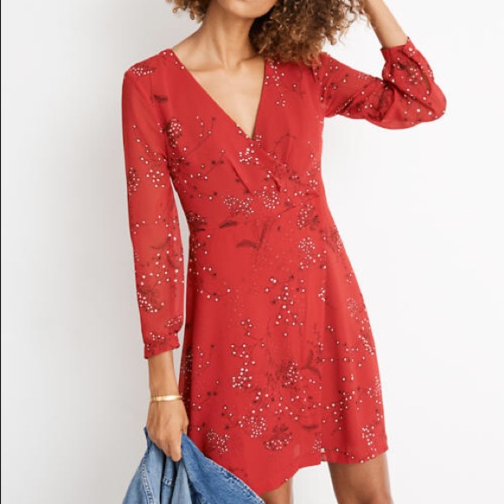 ✖️SOLD✖️Madewell Red Floral Wrap Dress